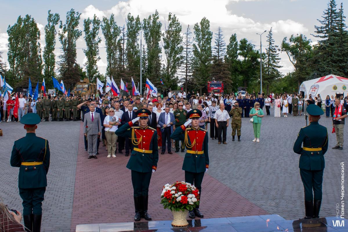 Активисты университета приняли участие в патриотическом мероприятии «Народов много – Россия одна» Фото 5